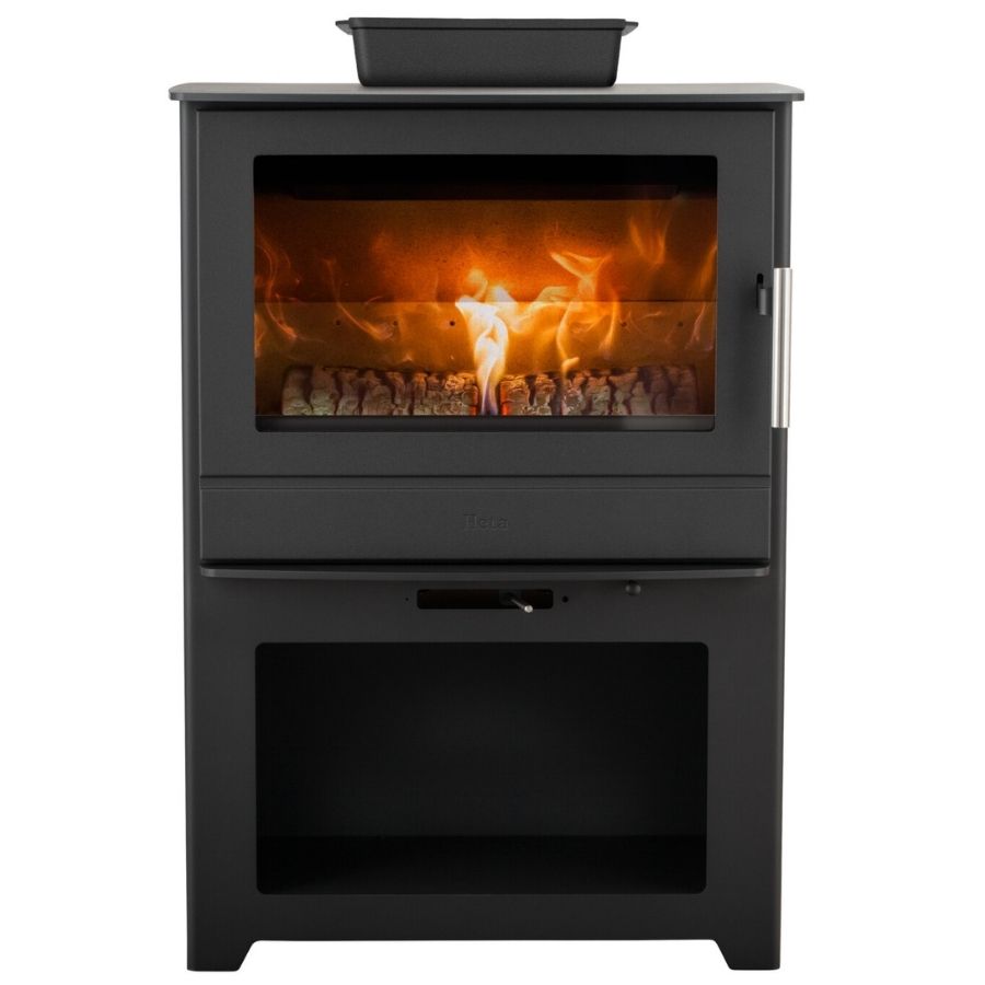 Heta Inspire 55HK Wood Burner Cooking Pan On Plate