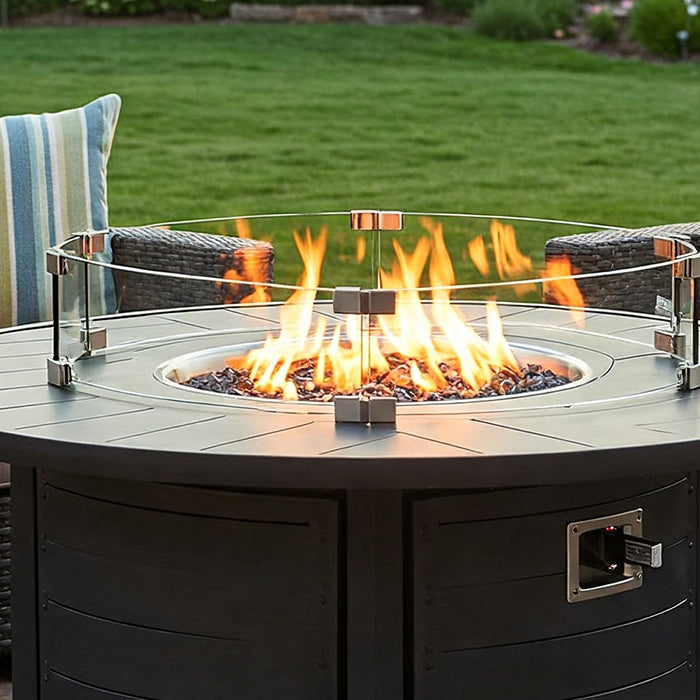 Fire_table_with_surrounding_seating