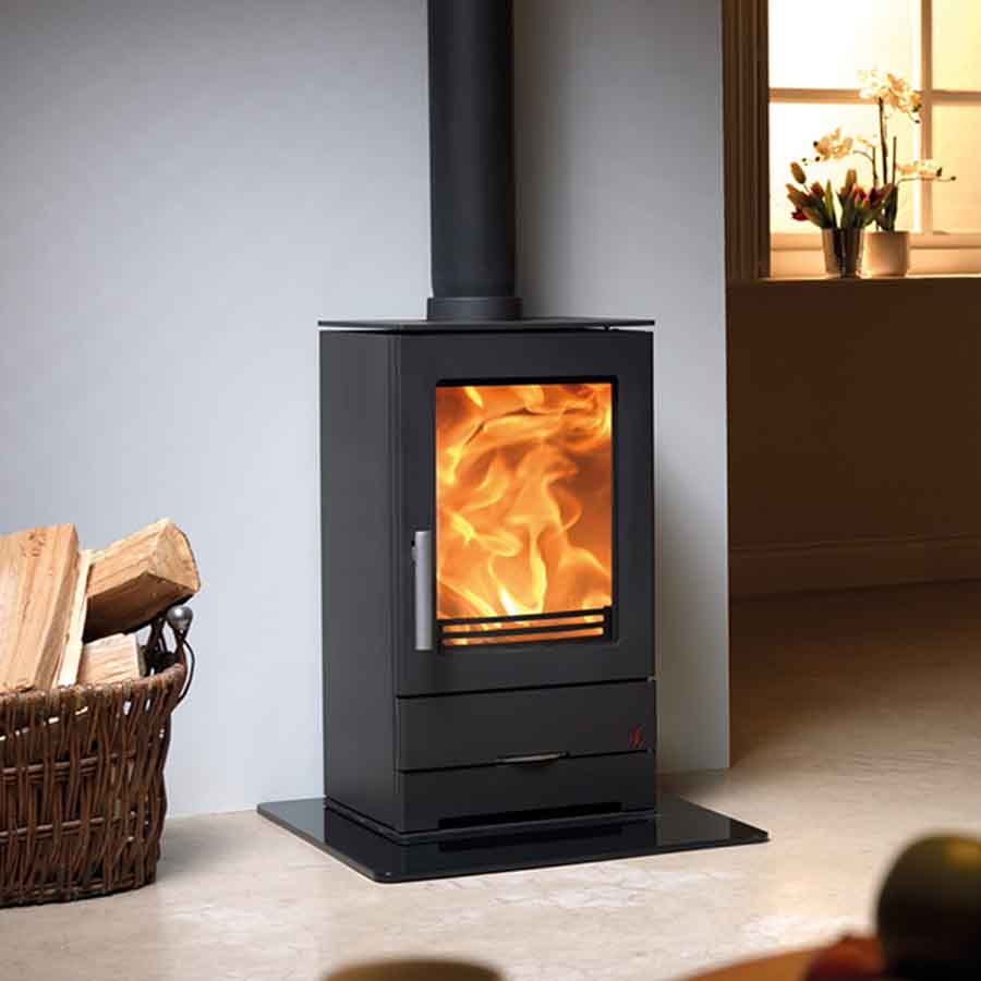 ACR Trinity 1-ECO 5kW Wood-Burning Stove Close
