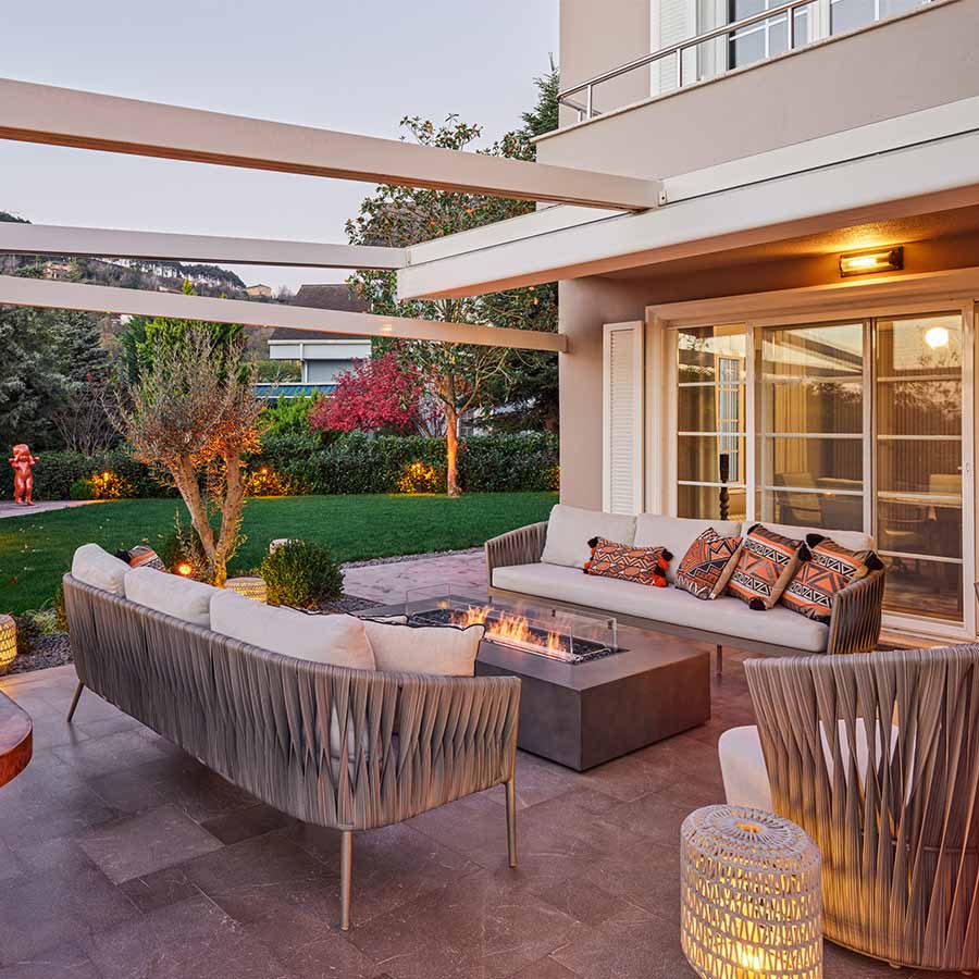 EcoSmart Fire Wharf 65 Firetable Concrete Finish Outdoor Seating